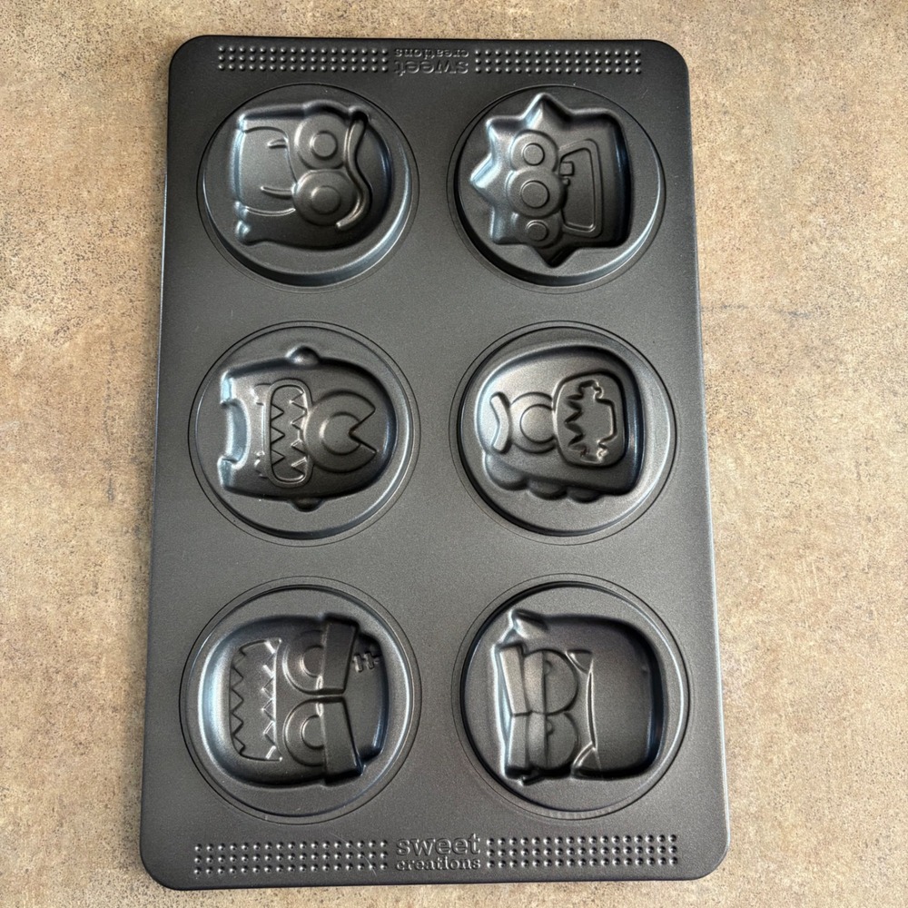 Sweet Creations Monster Cookie Pan Halloween Baking Mold 6 Cavity